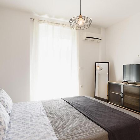 Mandraki City Center Apartments Rhodes City Εξωτερικό φωτογραφία