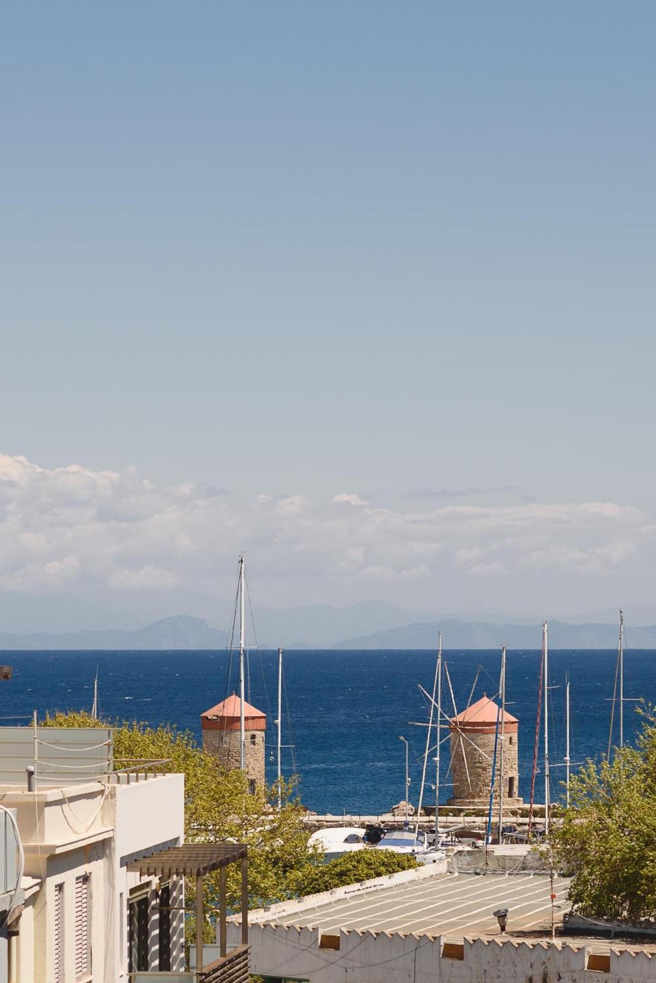 Mandraki City Center Apartments Rhodes City Εξωτερικό φωτογραφία